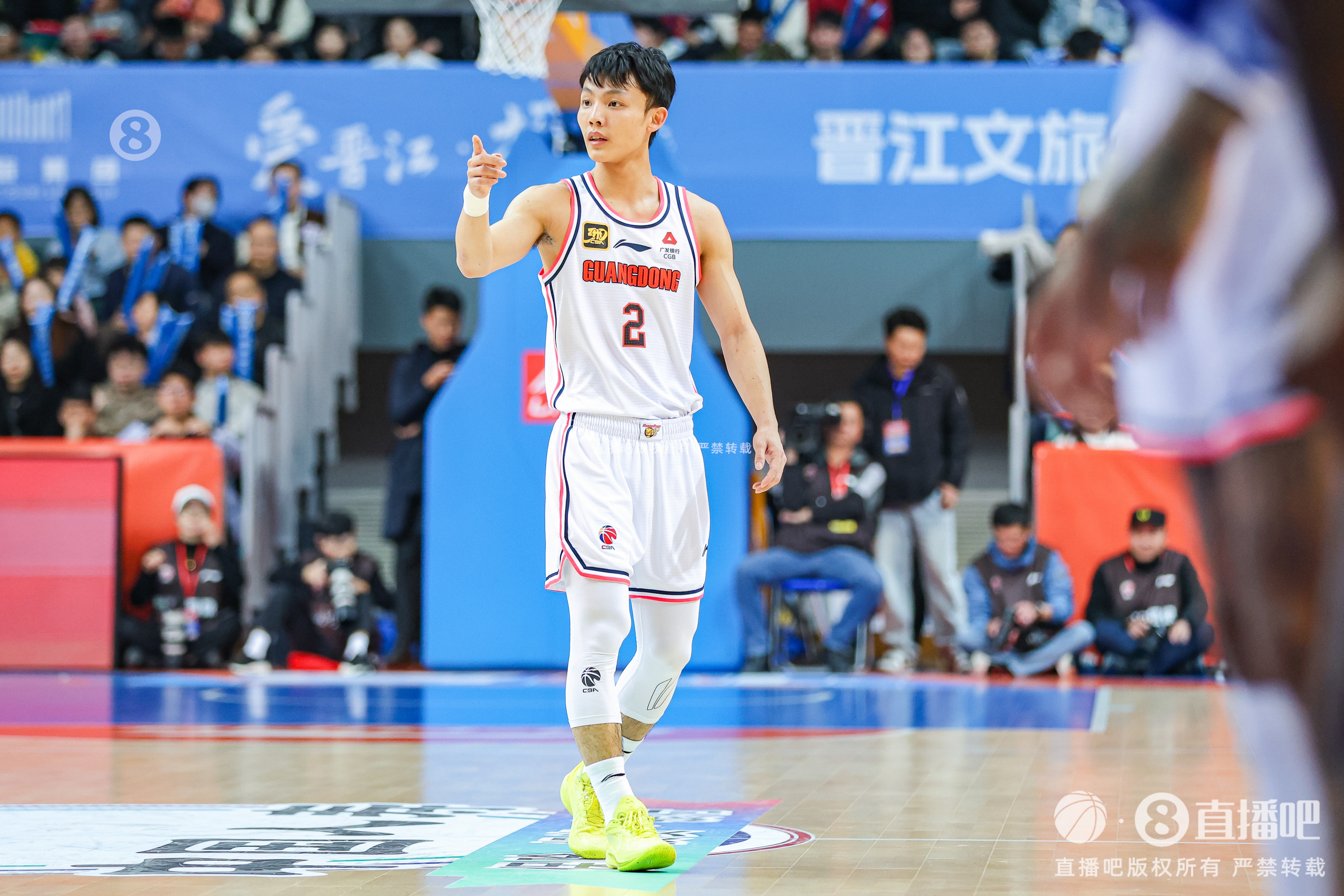  徐杰：身高不是打籃球的唯一標準 努力、勤奮、自律也是天賦